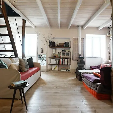 Eremo Artistico Con Hot Tub Idromassaggio E Sala Giochi * Neirone
