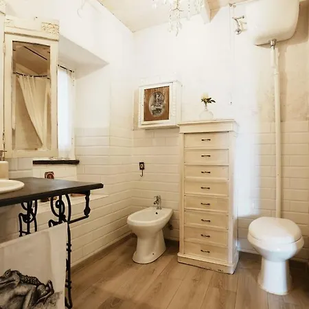Apartment Eremo Artistico Con Hot Tub Idromassaggio E Sala Giochi