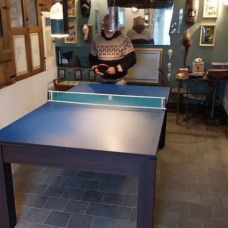 Daire Eremo Artistico Con Hot Tub Idromassaggio E Sala Giochi Neirone